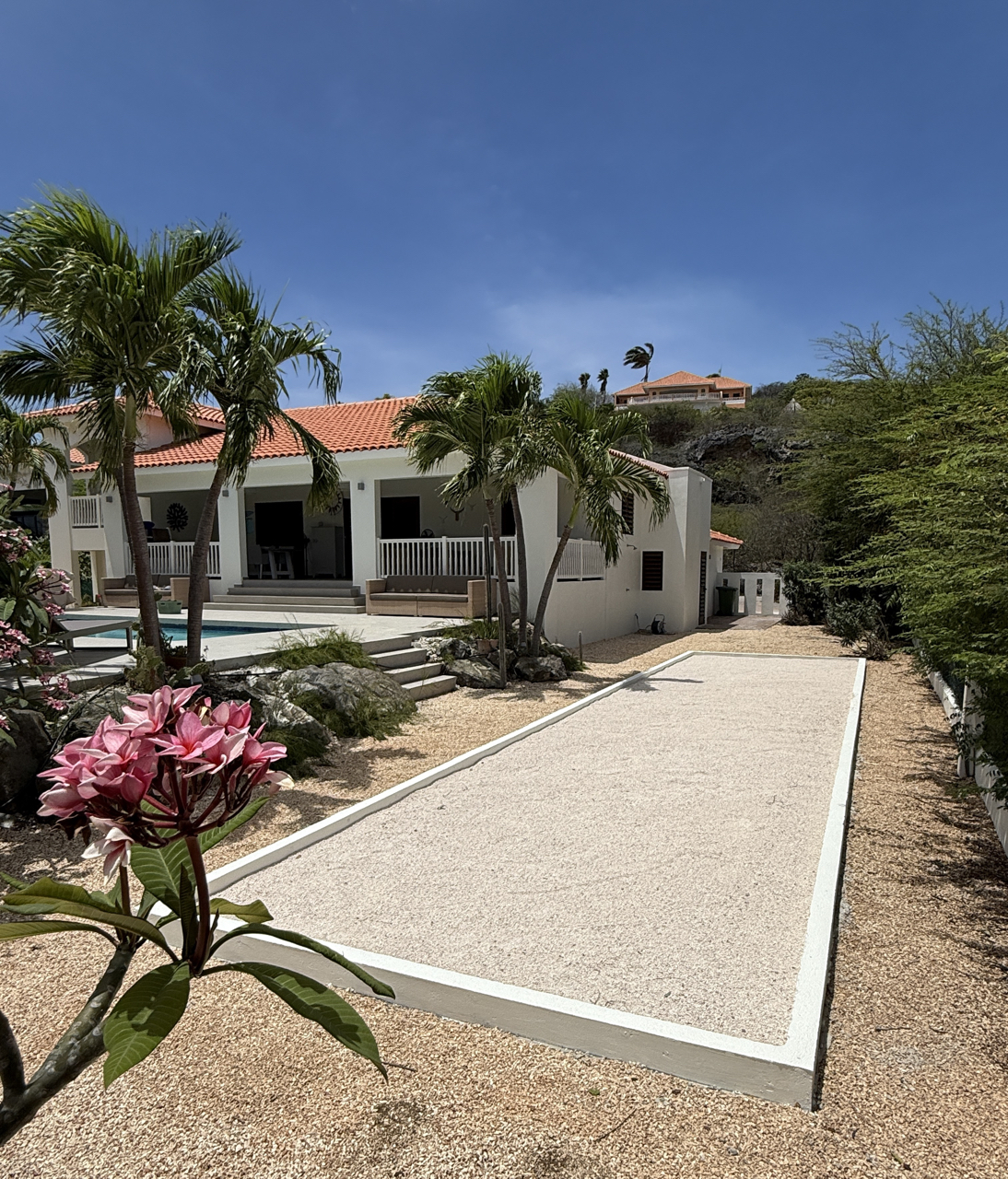 P&eacute;tanque court (French Bocce or Jeu de Boules)